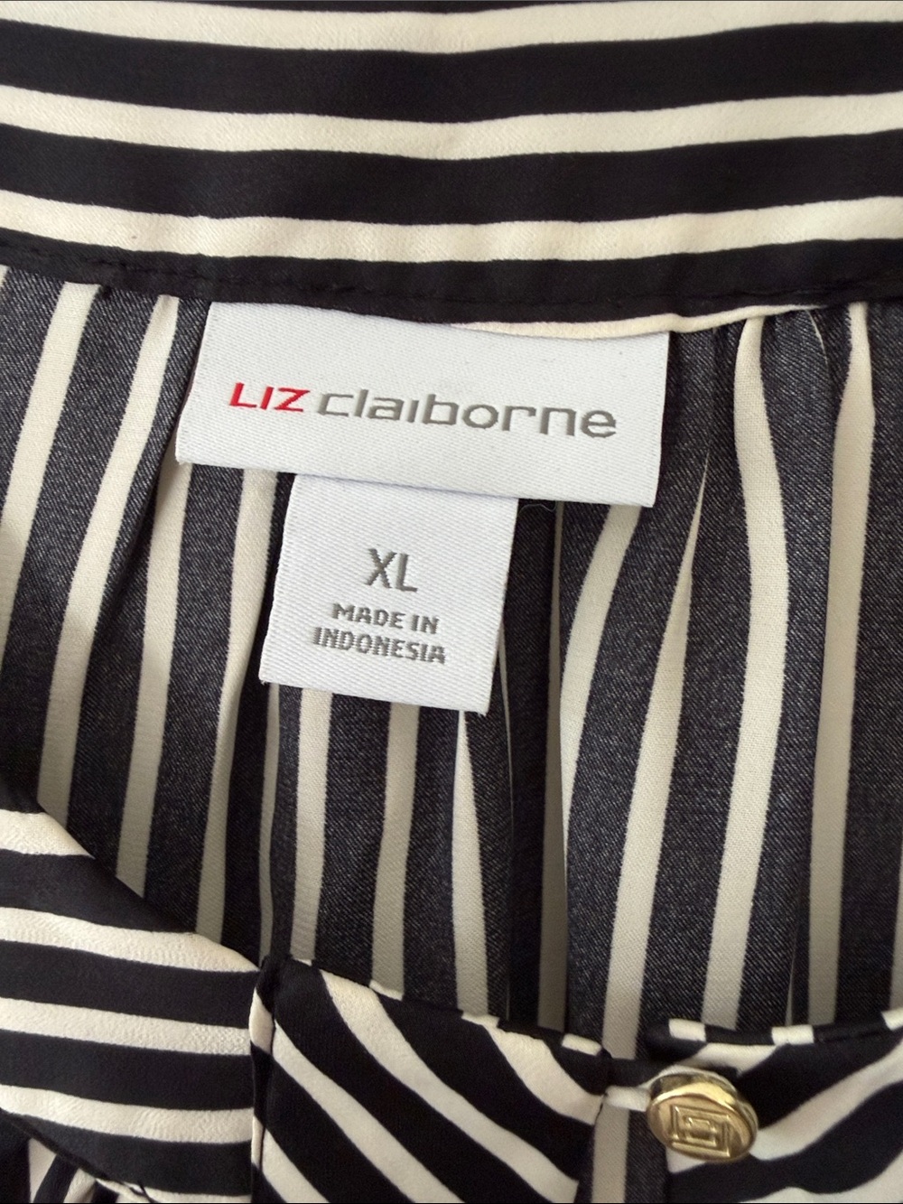 Liz Claiborne Black and White Striped V-Notch Blouse - Picture 3 of 4